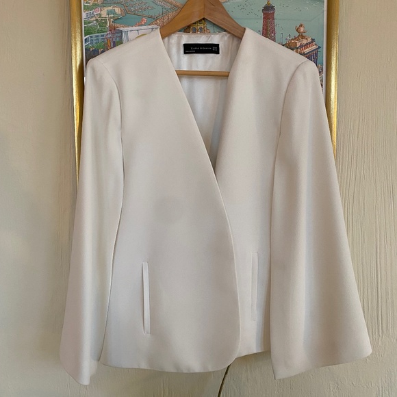 White Blazer Cape Zara - Picture 1 of 4